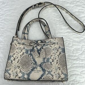 Kate spade crossbody handbag
